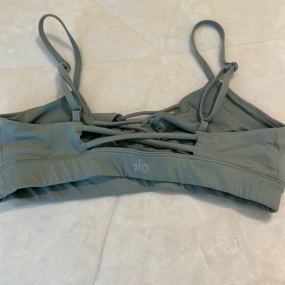 Alo bra RARE sage green
